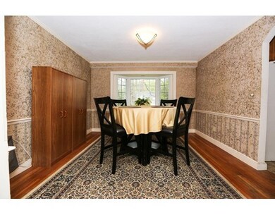 504 Chestnut St, Needham, MA 02492 - photo 4