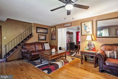 47 Theresa St, Ewing, NJ 08618 - photo 3