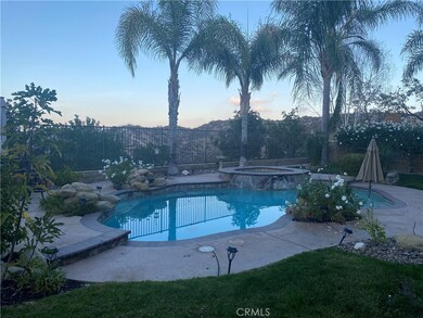 25417 Magnolia Ln, Stevenson Ranch, CA 91381 - photo 3