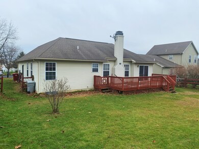 35 Crown Dr, Easton, PA 18040 - photo 5