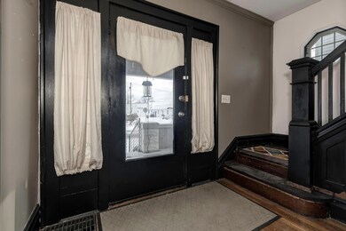 Foyer-12