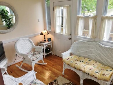 910 Laurel St, Jim Thorpe, PA 18229 - photo 6