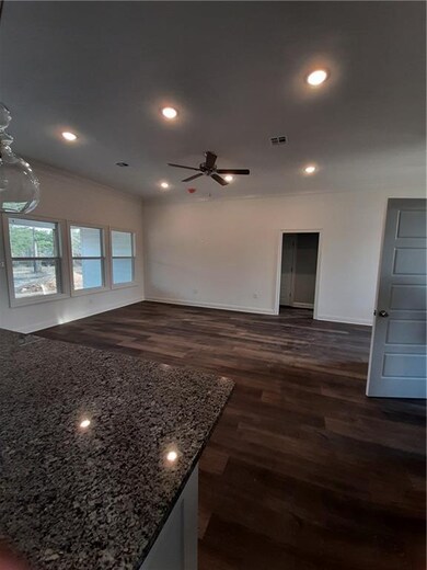 4537 Hathern Dr, Pineville, LA 71360 - photo 5