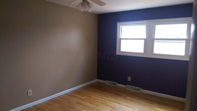 6396 Peardale Rd E, Columbus, OH 43229 - photo 2