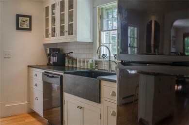 98 Bow St, Freeport, ME 04032 - photo 6