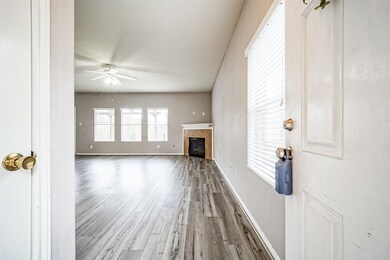 2330 Turnbury Elm Ct, Spring, TX 77386 - photo 4