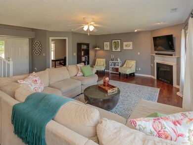 12974 Dolphins Ln, Fishers, IN 46037 - photo 6