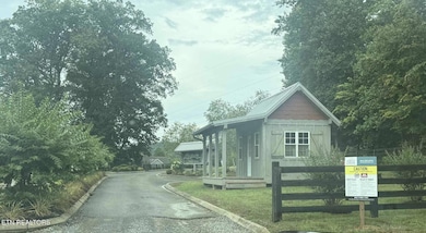 103 Cherry Oak Dr, Oak Ridge, TN 37830 - photo 2