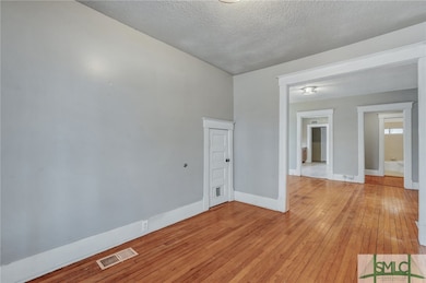 Lower unit 3/1 could rent as is $1895