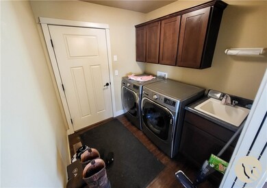 Laundry/Garage Entrance