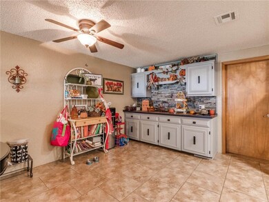 6505 W 9th St, Cushing, OK 74023 - photo 7