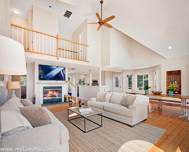 25 Old Dunhams Corner Way, Edgartown, MA 02539 - photo 2