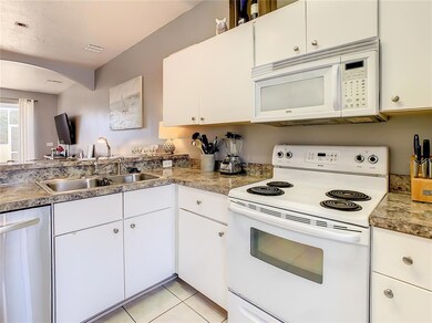 1182 S Beach Cir, Kissimmee, FL 34746 - photo 7