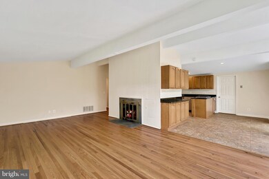 263 Norfolk Dr, Warrenton, VA 20186 - photo 7