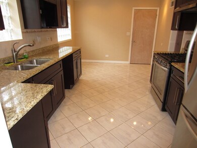 unlisted-address, Chicago, IL 60659 - photo 4