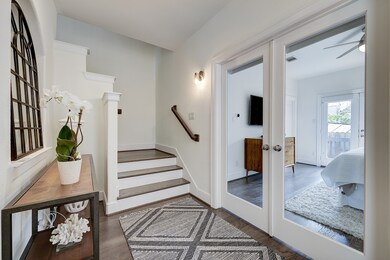 Wonderful entry from direct entry or garage entran