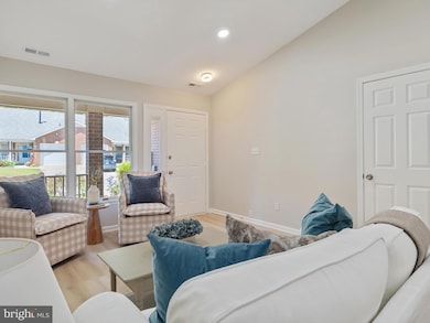 905 Yardarm Ln, Annapolis, MD 21401 - photo 7