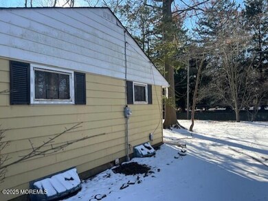 House_Side_Monmouth Rd