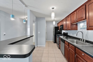 4933 Opal Ridge Ln unit 102, Indianapolis, IN 46237 - photo 5