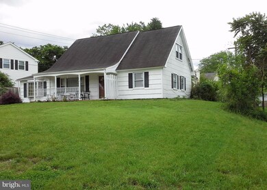 12511 Kilbourne Ln, Bowie, MD 20715 - photo 4