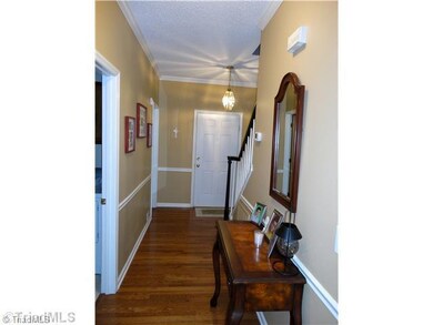 3331 Timberwolf Ave, High Point, NC 27265 - photo 4