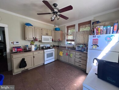 616 N 32nd St, Camden, NJ 08105 - photo 2