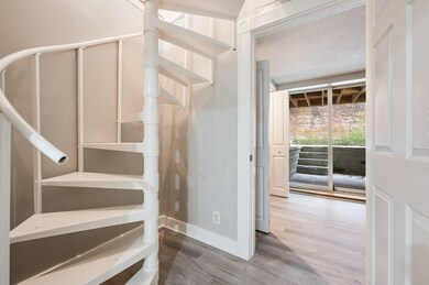 159 W 7th St unit 1, Boston, MA 02127 - photo 7