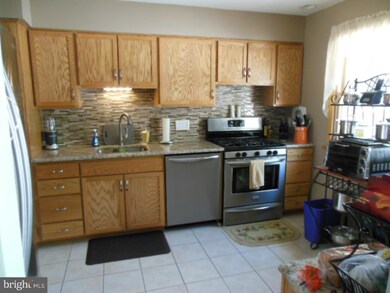 441 Parkview Dr, Mount Holly, NJ 08060 - photo 3