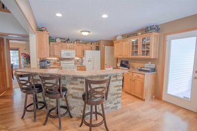 5416 Cub Dr, Auburn, IN 46706 - photo 6