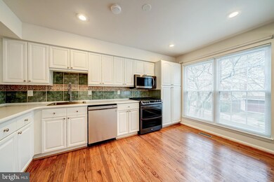 12228 Wye Oak Commons Cir unit 58, Burke, VA 22015 - photo 6