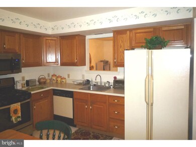 1235 Fredrick Blvd, Reading, PA 19605 - photo 3