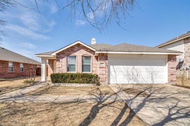 916 Ann Dr, Wylie, TX 75098 - photo 2