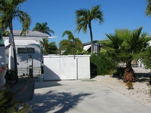 Deep driveway & dock box