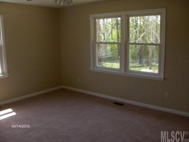 4835 Greenwood Dr, Gastonia, NC 28052 - photo 4