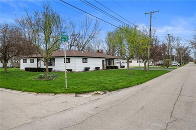 1267 W Arch St, Portland, IN 47371 - photo 4