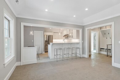 350 Riverside_1DC1013