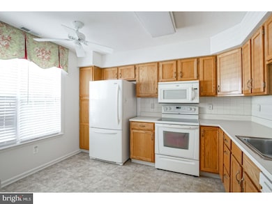 3003 Sweetleaf Terrace unit 3003, Mount Laurel, NJ 08054 - photo 5