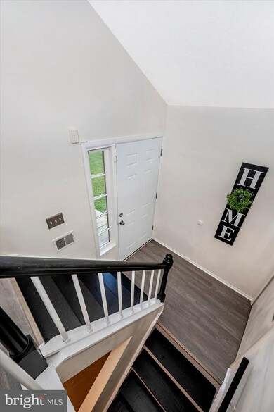 10629 High Beam Ct, Columbia, MD 21044 - photo 3