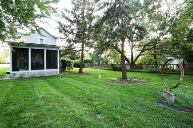 107 Sycamore St E, Three Oaks, MI 49128 - photo 5