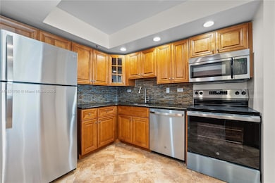 Delvista Towers Condominium unit 413, Miami, FL 33180 - photo 4