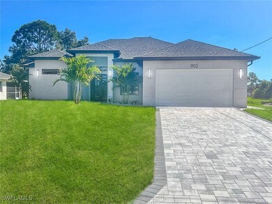 902 Alaska Ave, Lehigh Acres, FL 33971 - photo 2