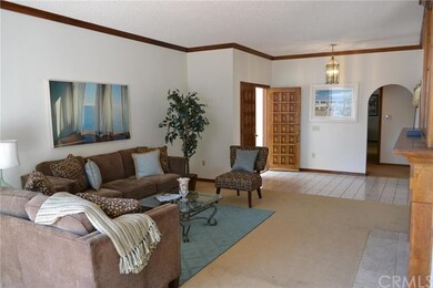 Bright and roomy