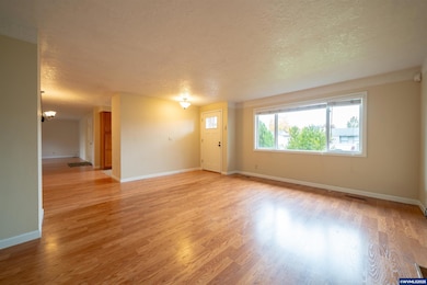 4555 Swallow Ct NE, Salem, OR 97301 - photo 4