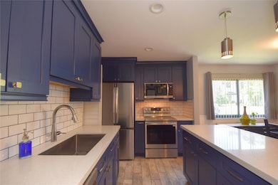 UPDATED REMODELED KITCHEN