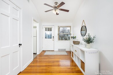 Entry way