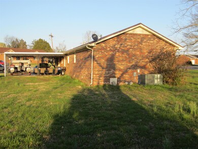101 Idle Dr, Shelbyville, TN 37160 - photo 5