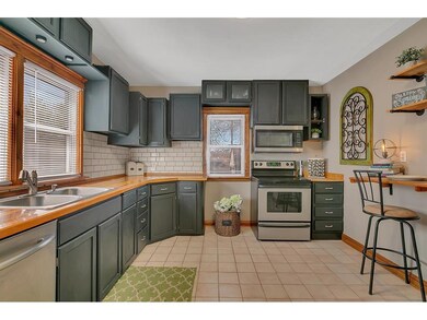 Lots of cabinets