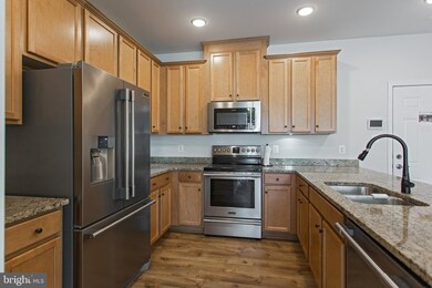 6949 Stoddert Ln, Landover, MD 20785 - photo 7