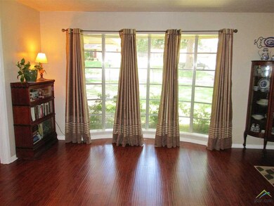 1301 Balmoral Dr, Tyler, TX 75703 - photo 2