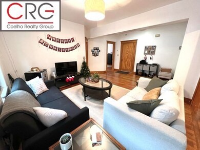 12 University Rd unit 2, Brookline, MA 02445 - photo 4